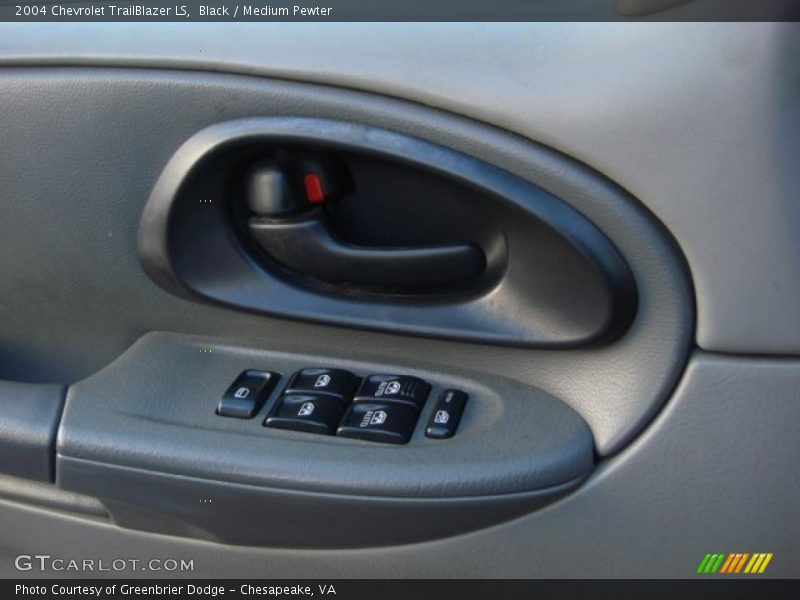 Black / Medium Pewter 2004 Chevrolet TrailBlazer LS
