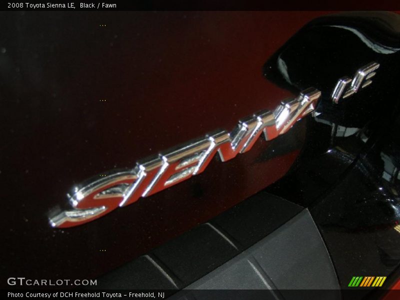 Black / Fawn 2008 Toyota Sienna LE