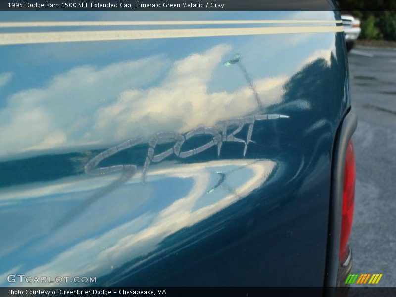 Emerald Green Metallic / Gray 1995 Dodge Ram 1500 SLT Extended Cab
