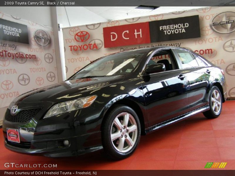 Black / Charcoal 2009 Toyota Camry SE