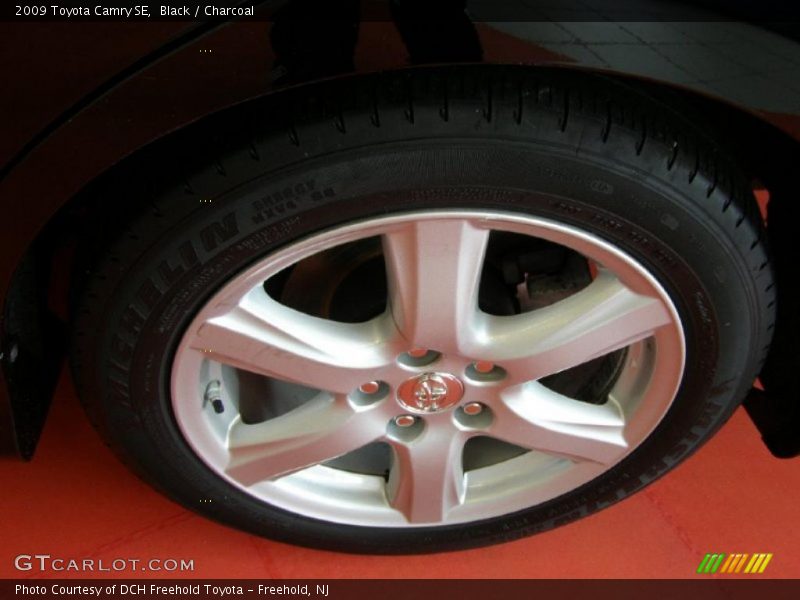 Black / Charcoal 2009 Toyota Camry SE
