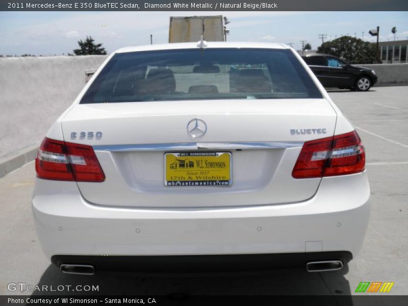 Diamond White Metallic / Natural Beige/Black 2011 Mercedes-Benz E 350 BlueTEC Sedan