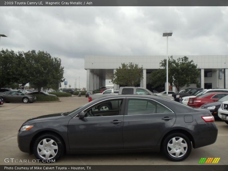 Magnetic Gray Metallic / Ash 2009 Toyota Camry LE