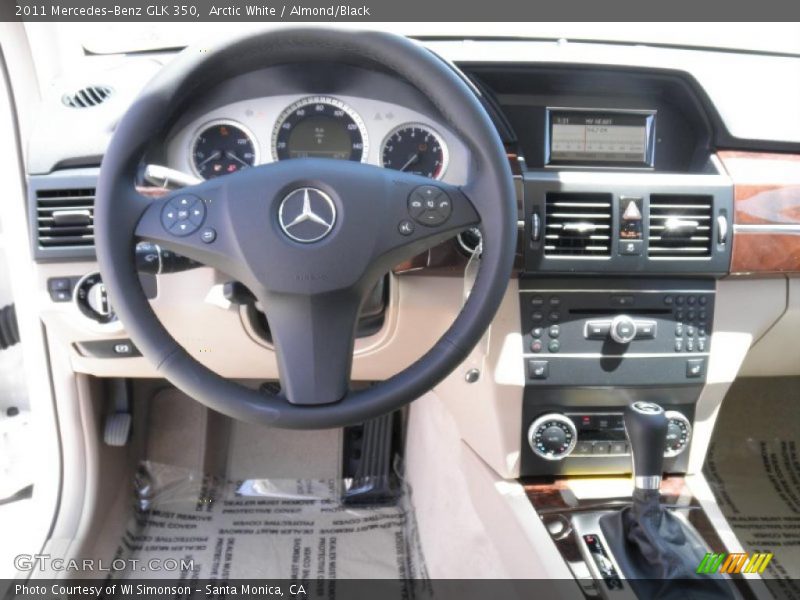 Arctic White / Almond/Black 2011 Mercedes-Benz GLK 350