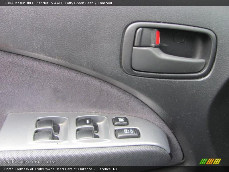 Lofty Green Pearl / Charcoal 2004 Mitsubishi Outlander LS AWD