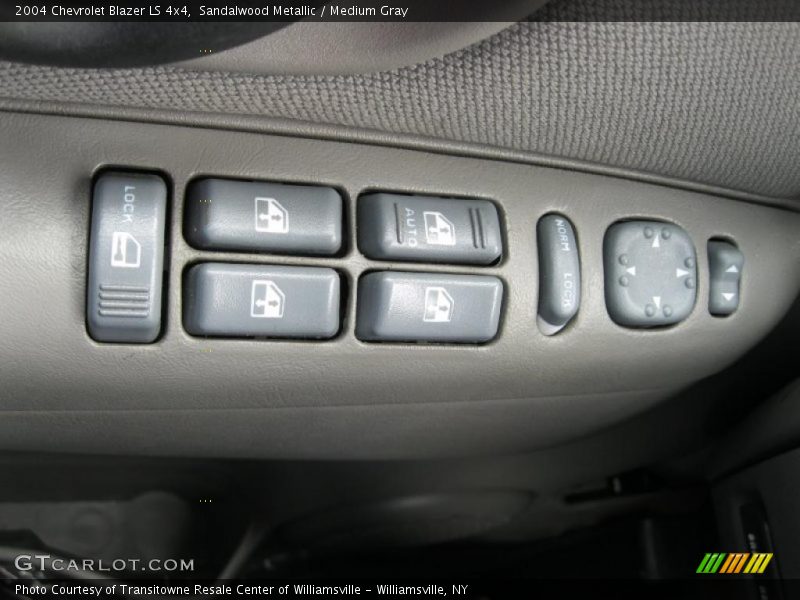 Sandalwood Metallic / Medium Gray 2004 Chevrolet Blazer LS 4x4