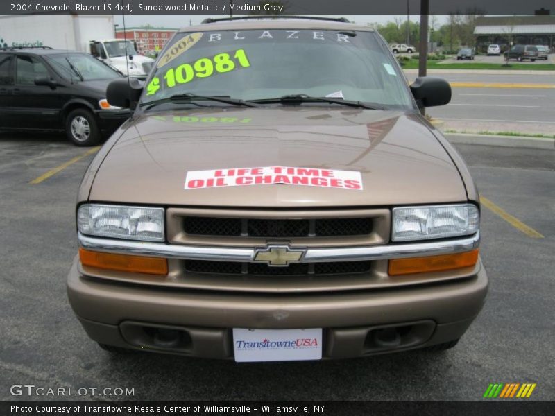 Sandalwood Metallic / Medium Gray 2004 Chevrolet Blazer LS 4x4