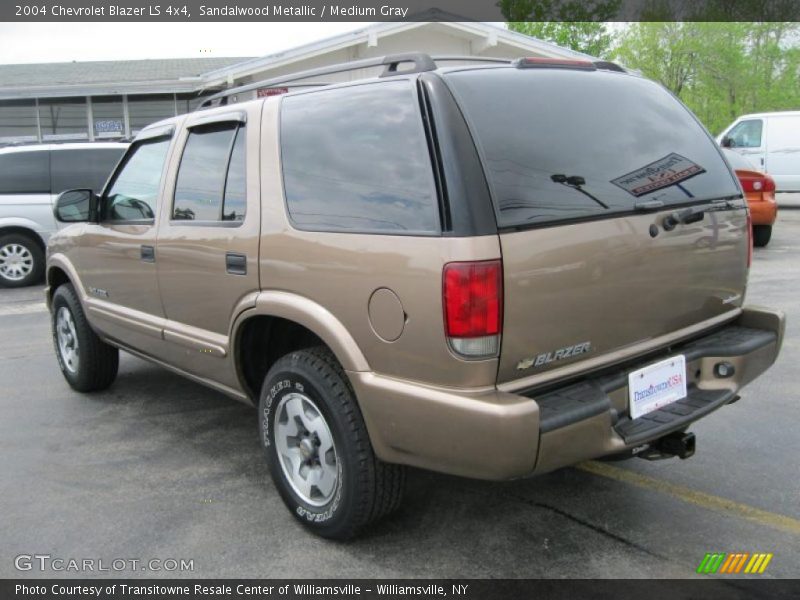 Sandalwood Metallic / Medium Gray 2004 Chevrolet Blazer LS 4x4