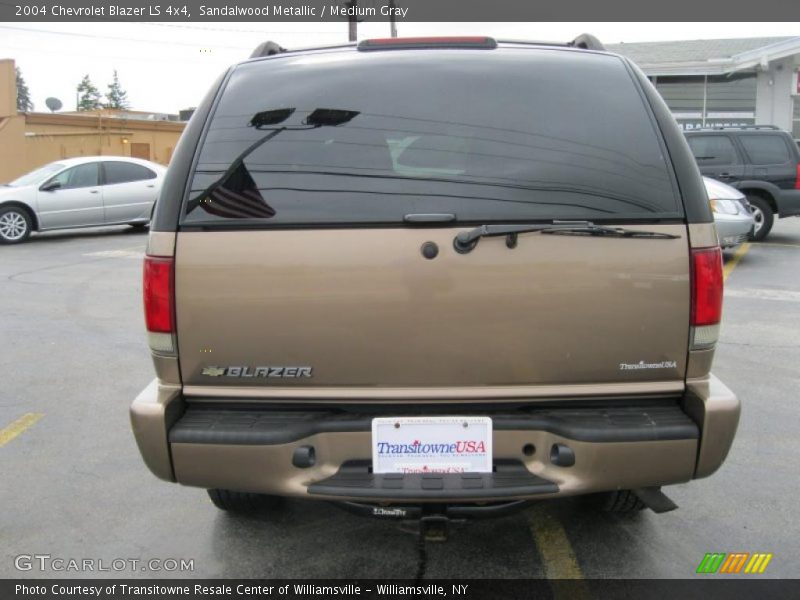 Sandalwood Metallic / Medium Gray 2004 Chevrolet Blazer LS 4x4