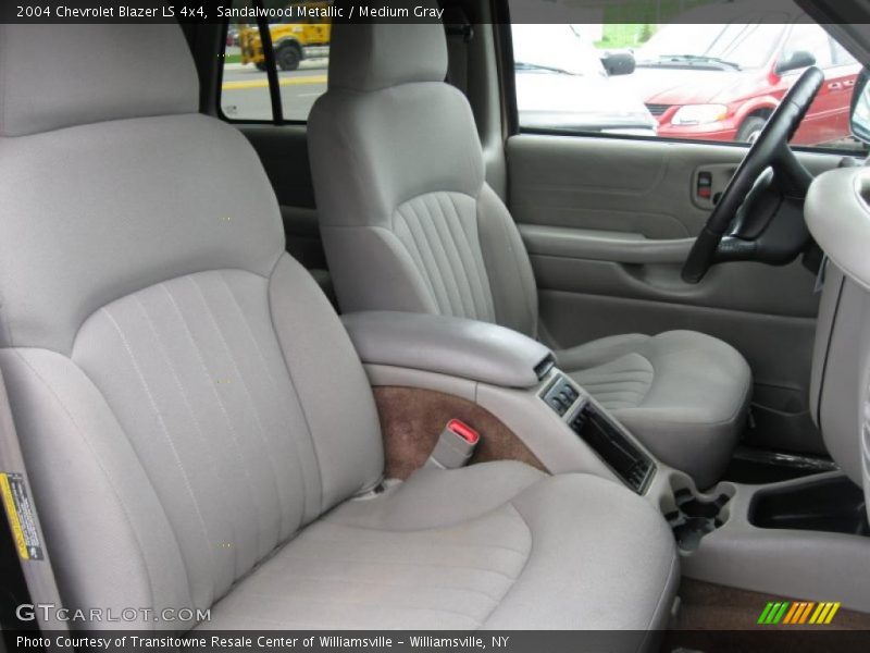 Sandalwood Metallic / Medium Gray 2004 Chevrolet Blazer LS 4x4