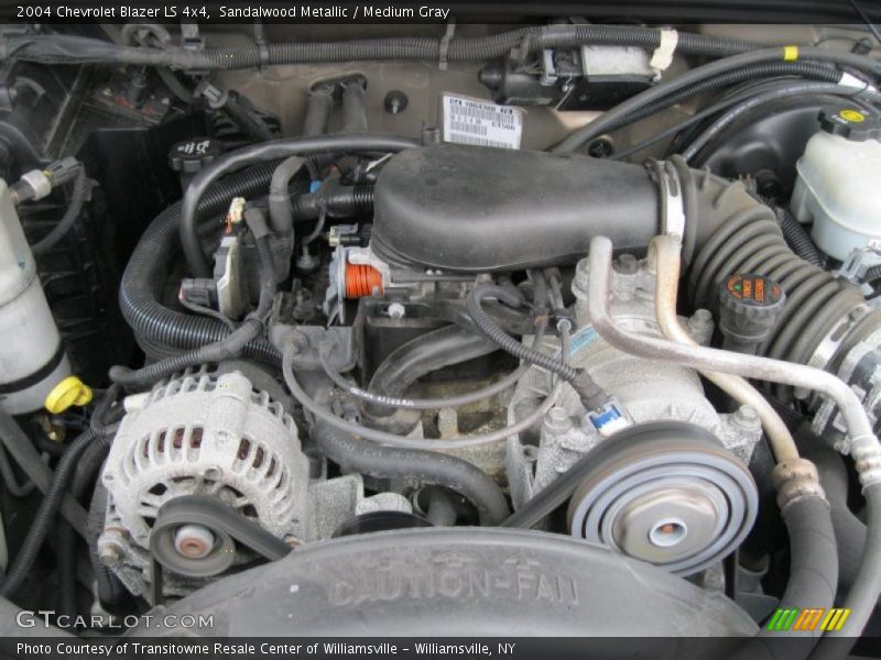 Sandalwood Metallic / Medium Gray 2004 Chevrolet Blazer LS 4x4