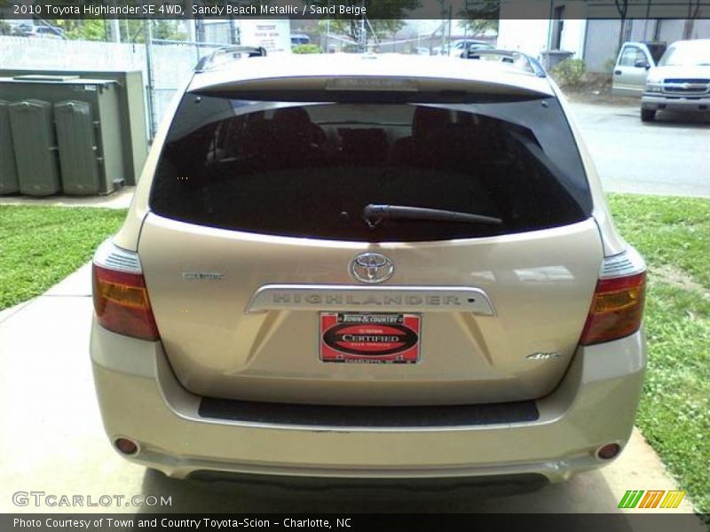 Sandy Beach Metallic / Sand Beige 2010 Toyota Highlander SE 4WD