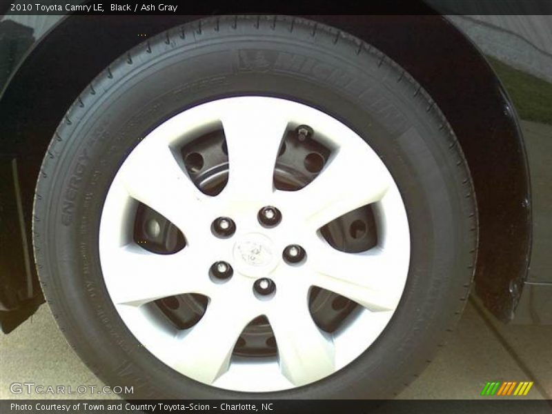 Black / Ash Gray 2010 Toyota Camry LE