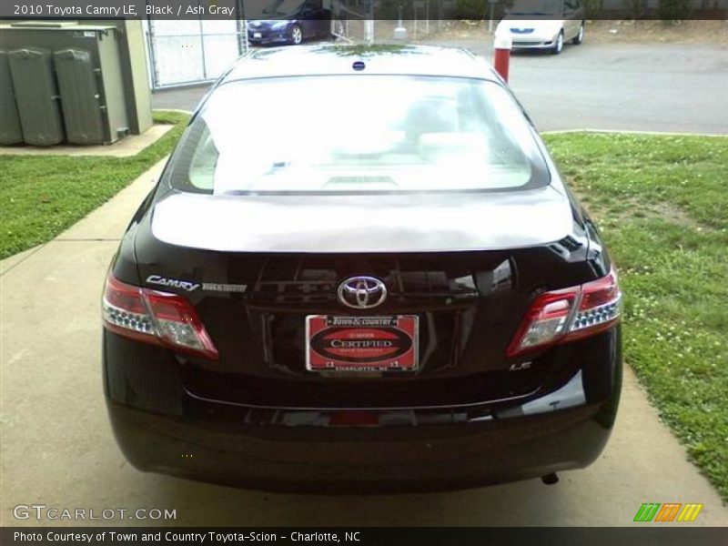 Black / Ash Gray 2010 Toyota Camry LE