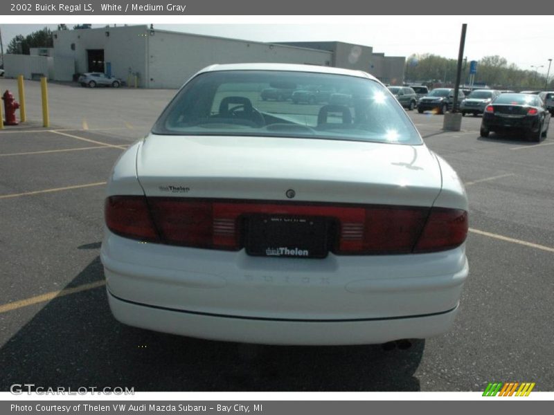 White / Medium Gray 2002 Buick Regal LS