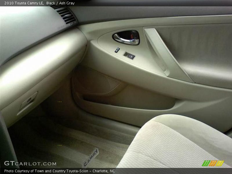 Black / Ash Gray 2010 Toyota Camry LE