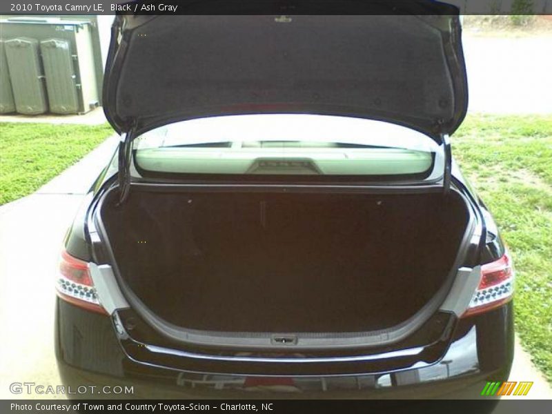 Black / Ash Gray 2010 Toyota Camry LE