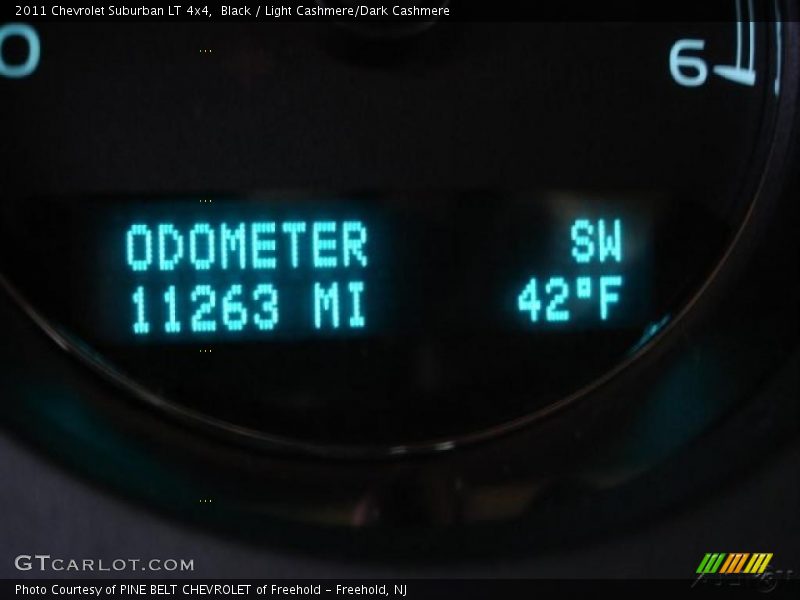 Black / Light Cashmere/Dark Cashmere 2011 Chevrolet Suburban LT 4x4