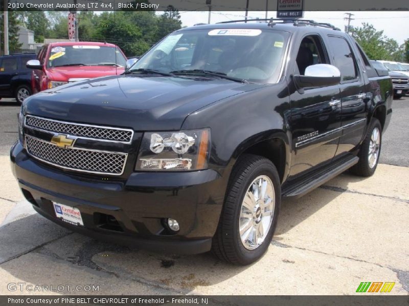 Black / Ebony 2010 Chevrolet Avalanche LTZ 4x4