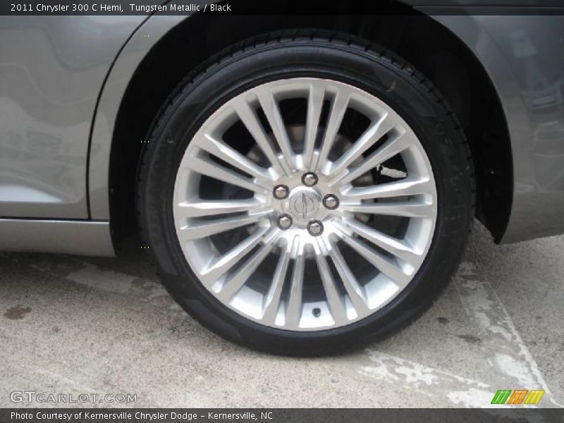  2011 300 C Hemi Wheel