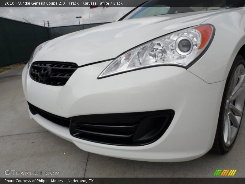  2010 Genesis Coupe 2.0T Track Karussell White