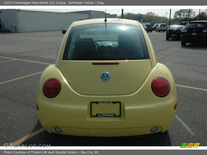 Sunflower Yellow / Gray 2004 Volkswagen New Beetle GLS Coupe