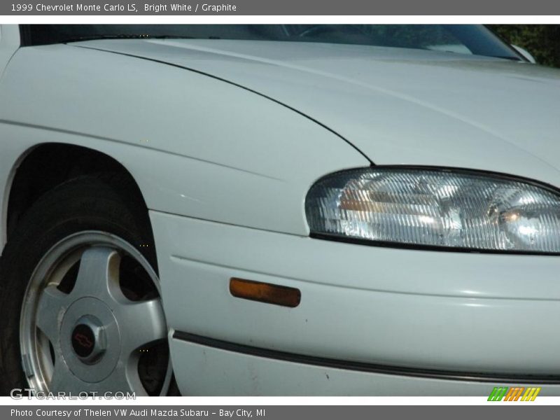 Bright White / Graphite 1999 Chevrolet Monte Carlo LS