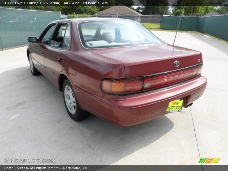 Dark Wine Red Pearl / Gray 1993 Toyota Camry LE V6 Sedan