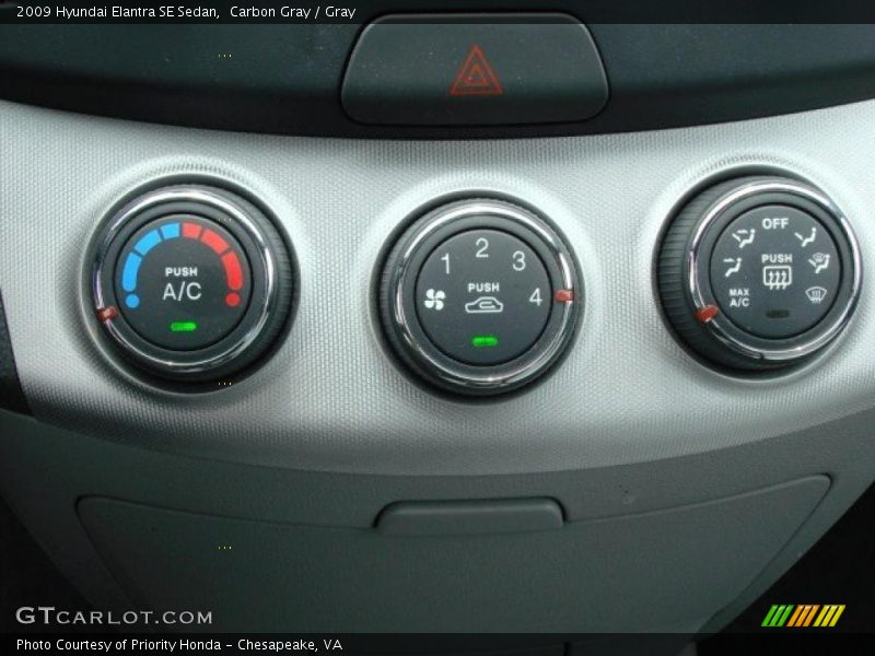 Controls of 2009 Elantra SE Sedan