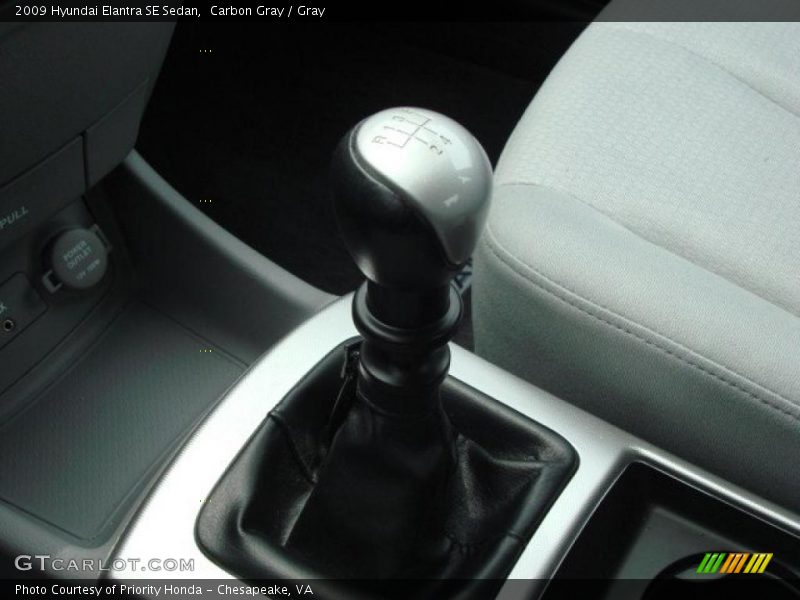  2009 Elantra SE Sedan 5 Speed Manual Shifter