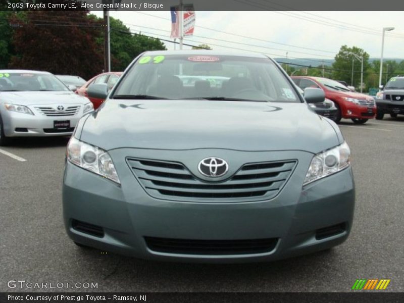 Aloe Green Metallic / Bisque 2009 Toyota Camry LE