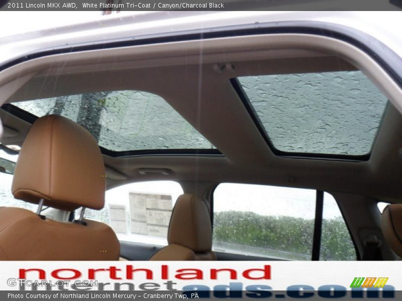 White Platinum Tri-Coat / Canyon/Charcoal Black 2011 Lincoln MKX AWD