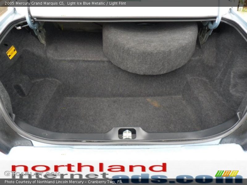 Light Ice Blue Metallic / Light Flint 2005 Mercury Grand Marquis GS