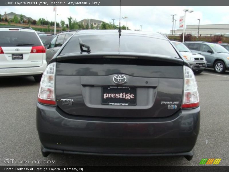 Magnetic Gray Metallic / Gray 2006 Toyota Prius Hybrid