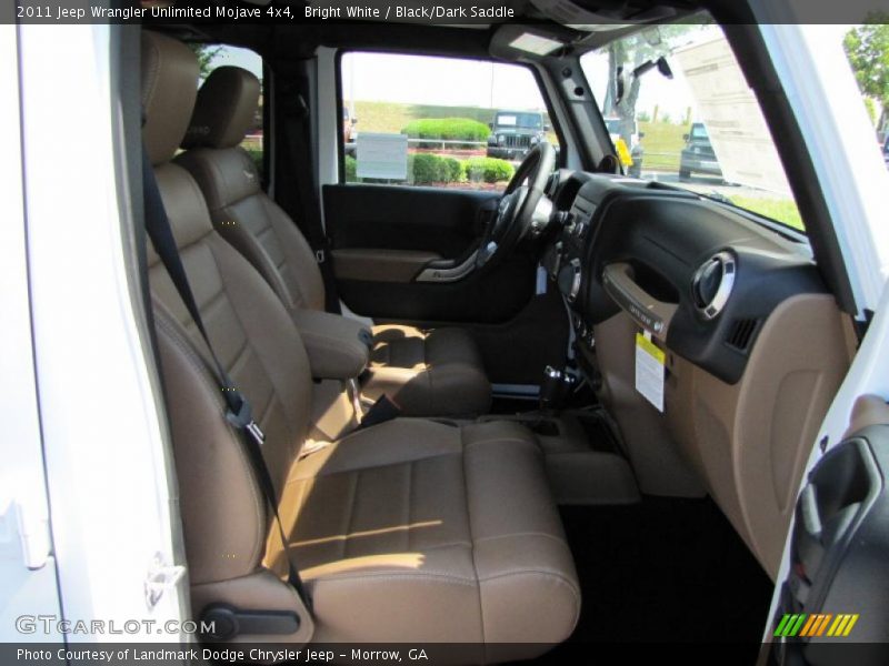 Bright White / Black/Dark Saddle 2011 Jeep Wrangler Unlimited Mojave 4x4