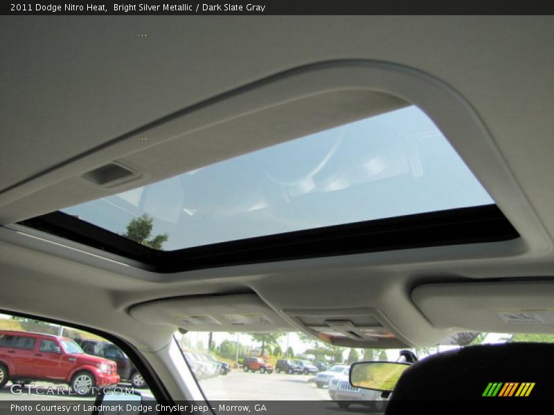 Bright Silver Metallic / Dark Slate Gray 2011 Dodge Nitro Heat
