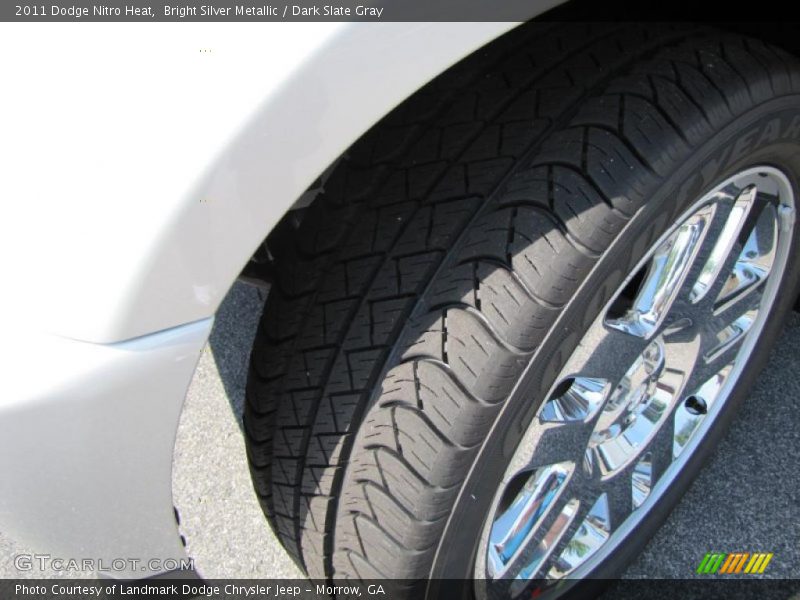 Bright Silver Metallic / Dark Slate Gray 2011 Dodge Nitro Heat