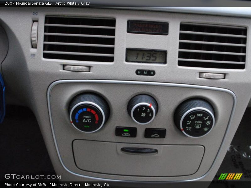 Arctic White / Gray 2007 Hyundai Sonata GLS