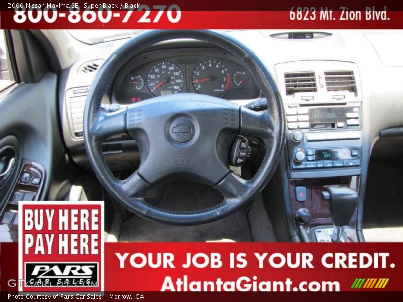 Super Black / Black 2000 Nissan Maxima SE