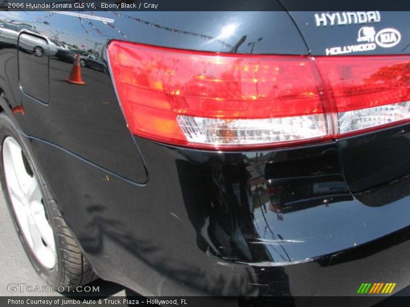 Ebony Black / Gray 2006 Hyundai Sonata GLS V6