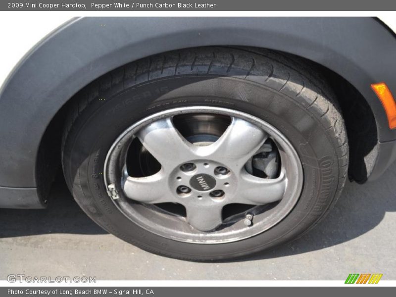 Pepper White / Punch Carbon Black Leather 2009 Mini Cooper Hardtop