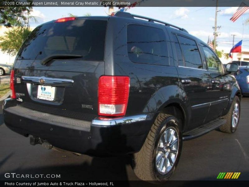 Mineral Gray Metallic / Light Graystone 2008 Chrysler Aspen Limited