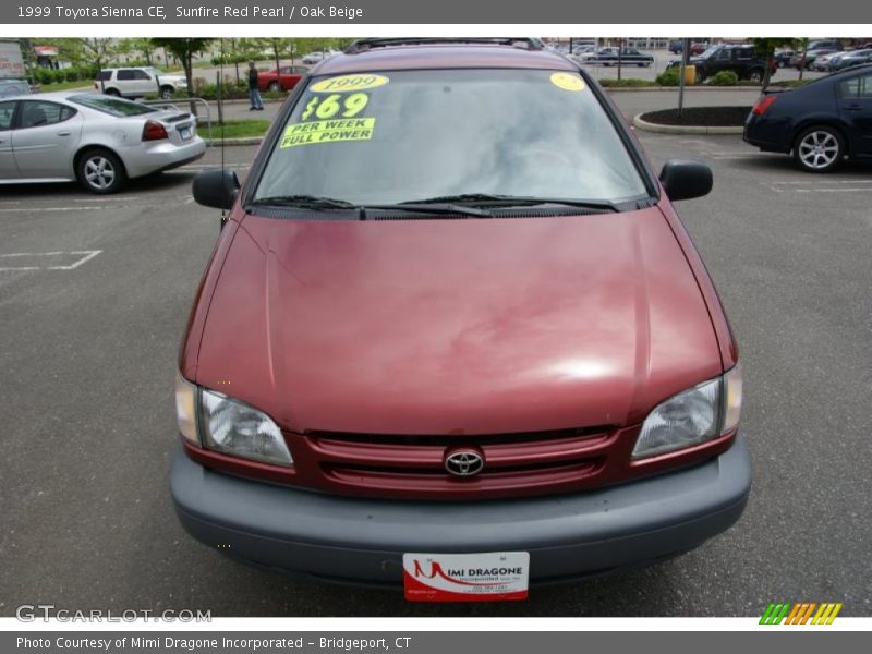 Sunfire Red Pearl / Oak Beige 1999 Toyota Sienna CE