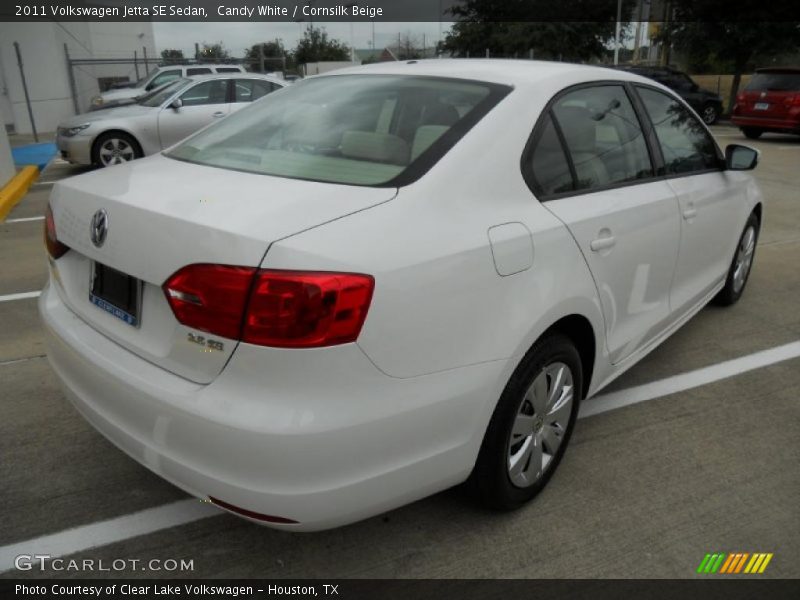 Candy White / Cornsilk Beige 2011 Volkswagen Jetta SE Sedan