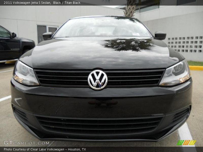 Black / Titan Black 2011 Volkswagen Jetta S Sedan