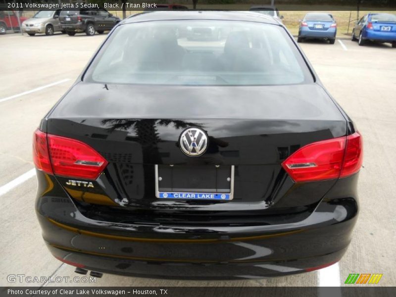 Black / Titan Black 2011 Volkswagen Jetta S Sedan