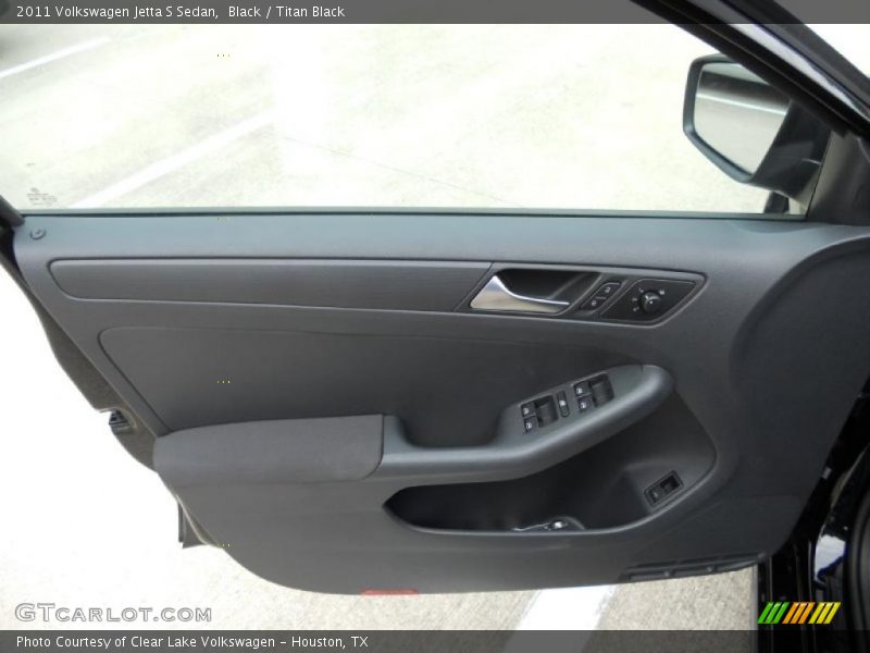 Black / Titan Black 2011 Volkswagen Jetta S Sedan
