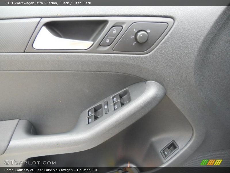 Black / Titan Black 2011 Volkswagen Jetta S Sedan