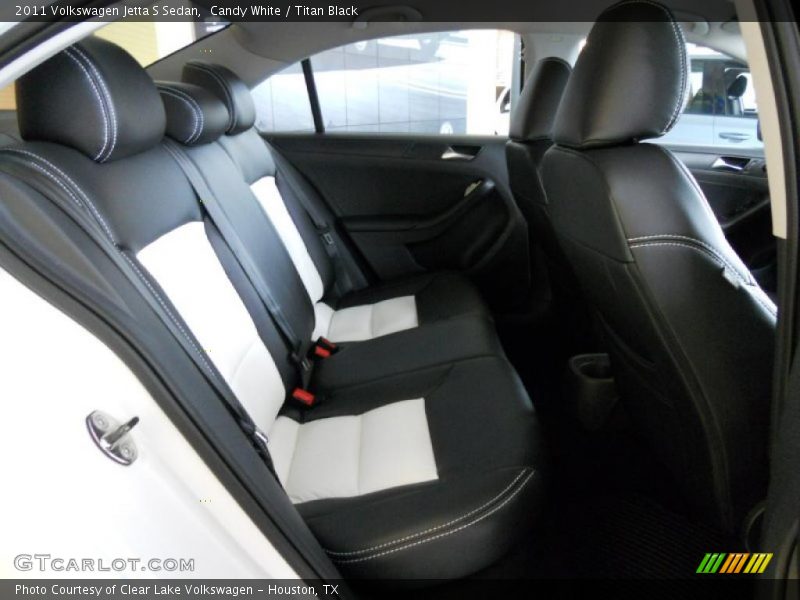 Candy White / Titan Black 2011 Volkswagen Jetta S Sedan