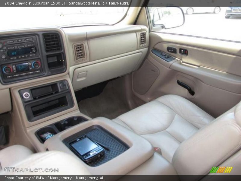  2004 Suburban 1500 LT Tan/Neutral Interior